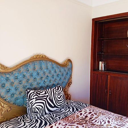 Iris Baroque Apartment Elefsína Exteriör bild