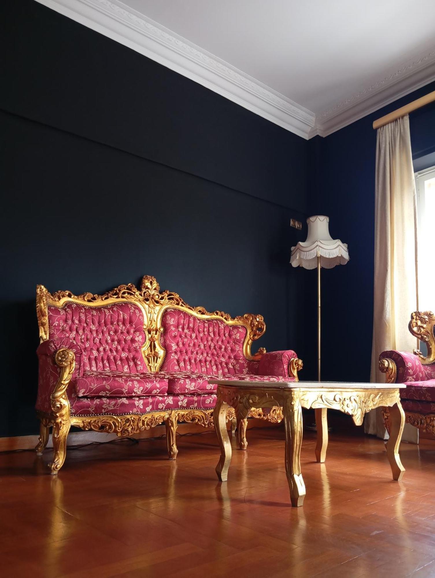 Iris Baroque Apartment Elefsína Exteriör bild