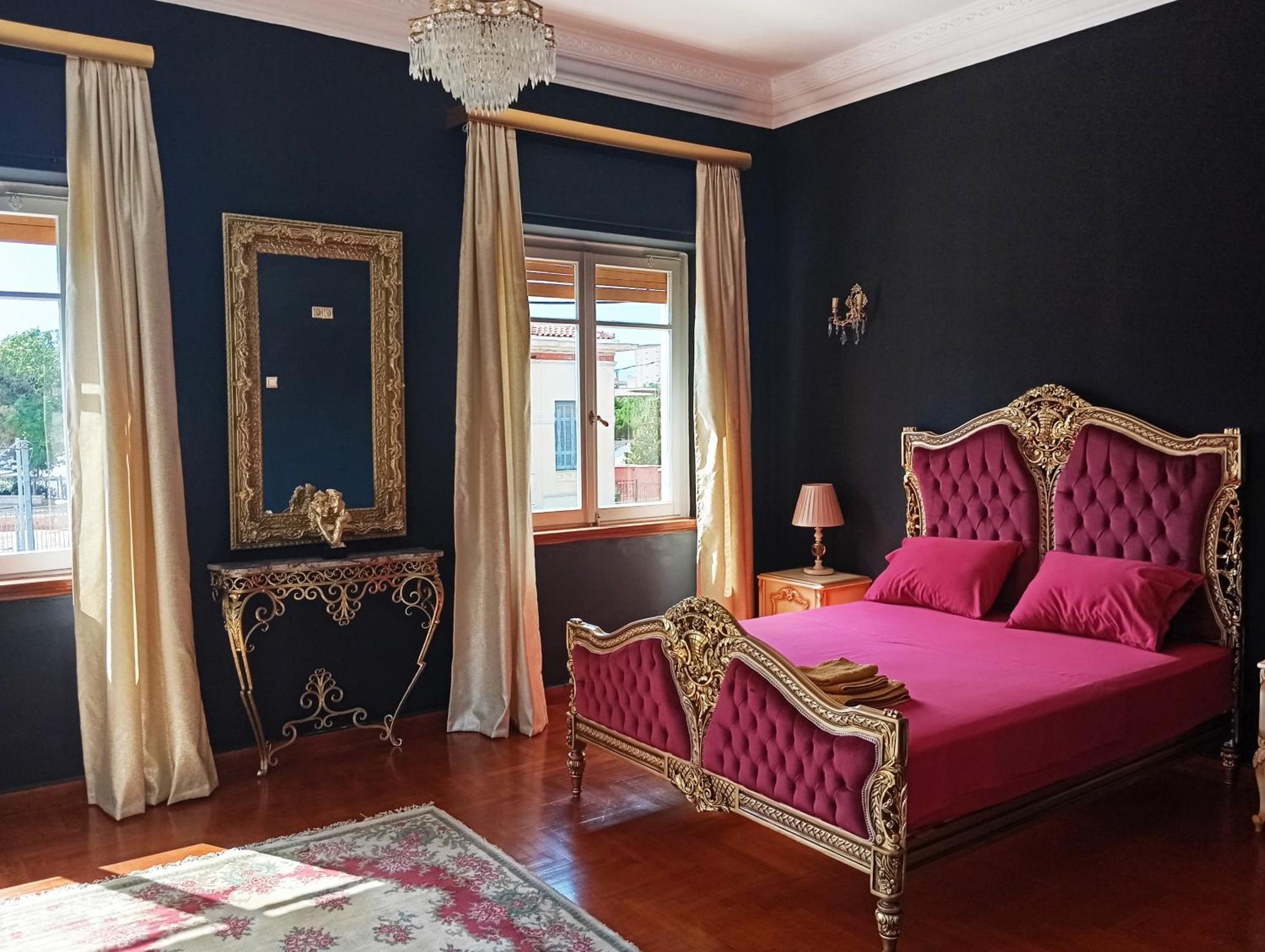 Iris Baroque Apartment Elefsína Exteriör bild